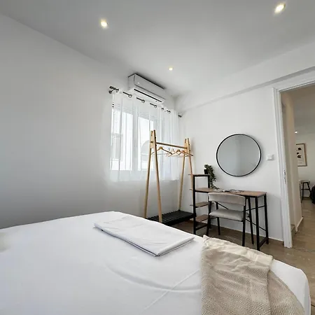 Modern In Town, 5min From The - El Greco No 8