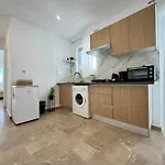 New 5min - No 8 Apartamento Cos